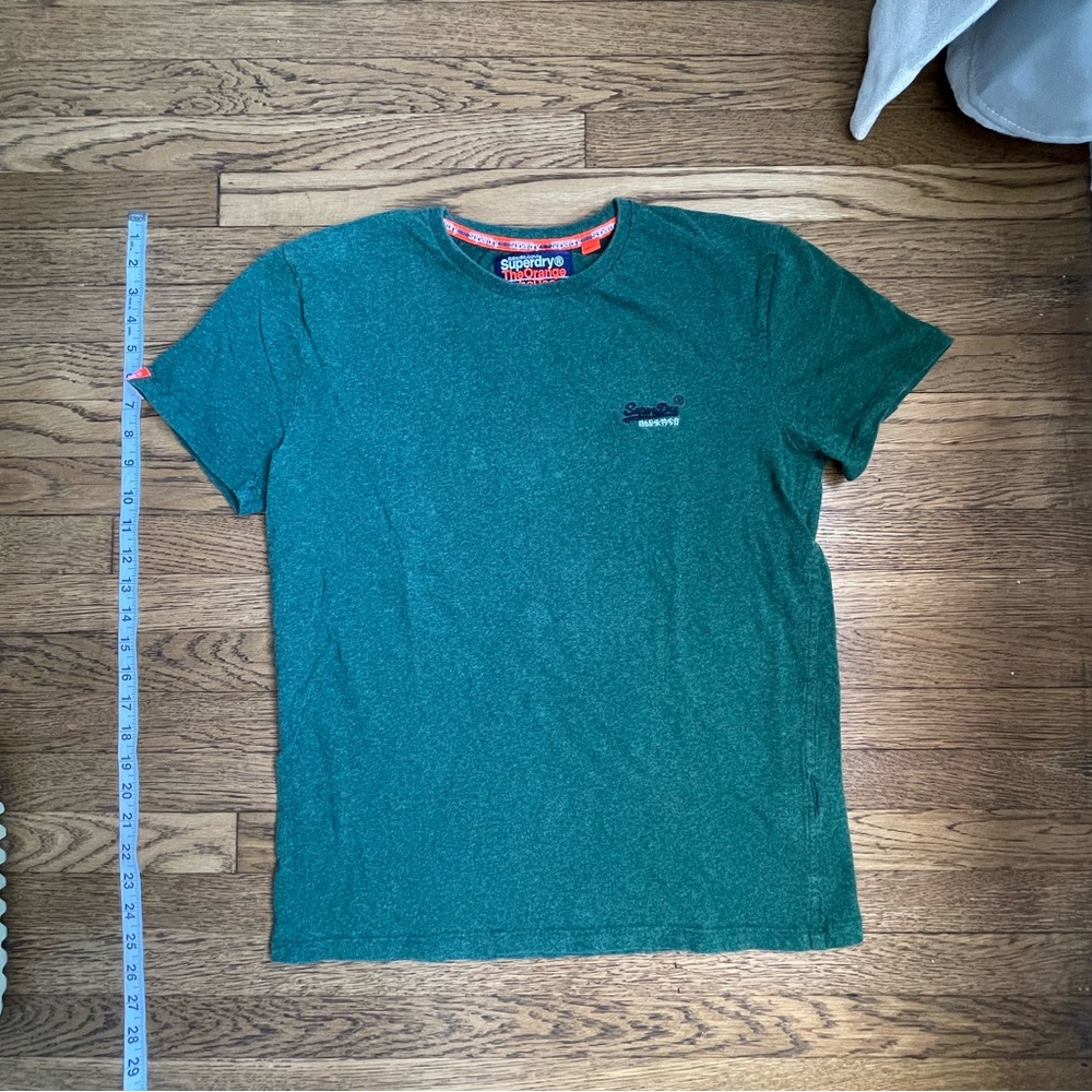 Green Superdry T-shirt